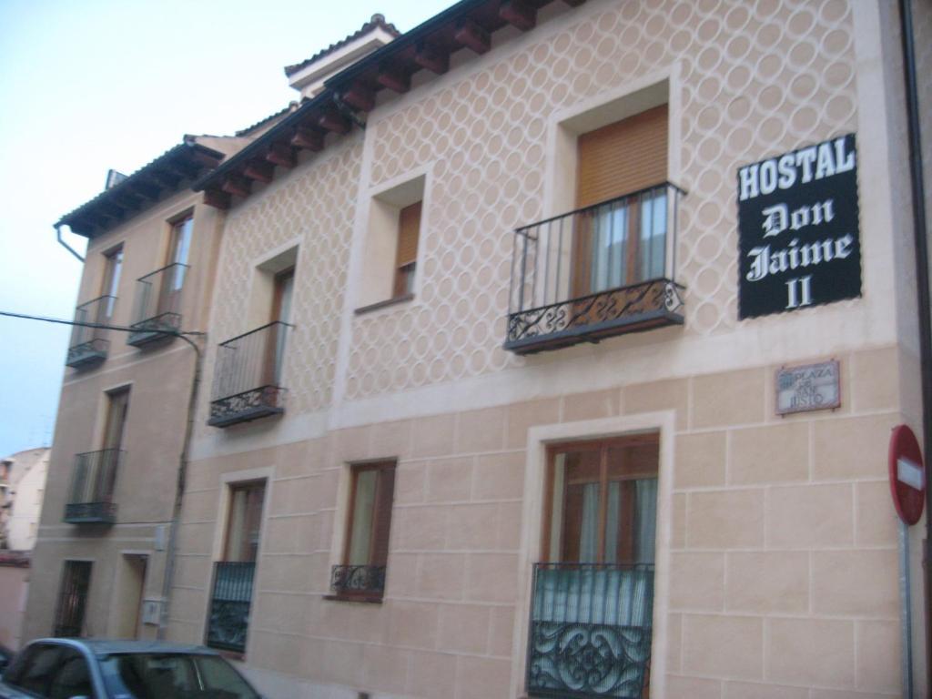 Hostal Don Jaime II Σεγκόβια Εξωτερικό φωτογραφία