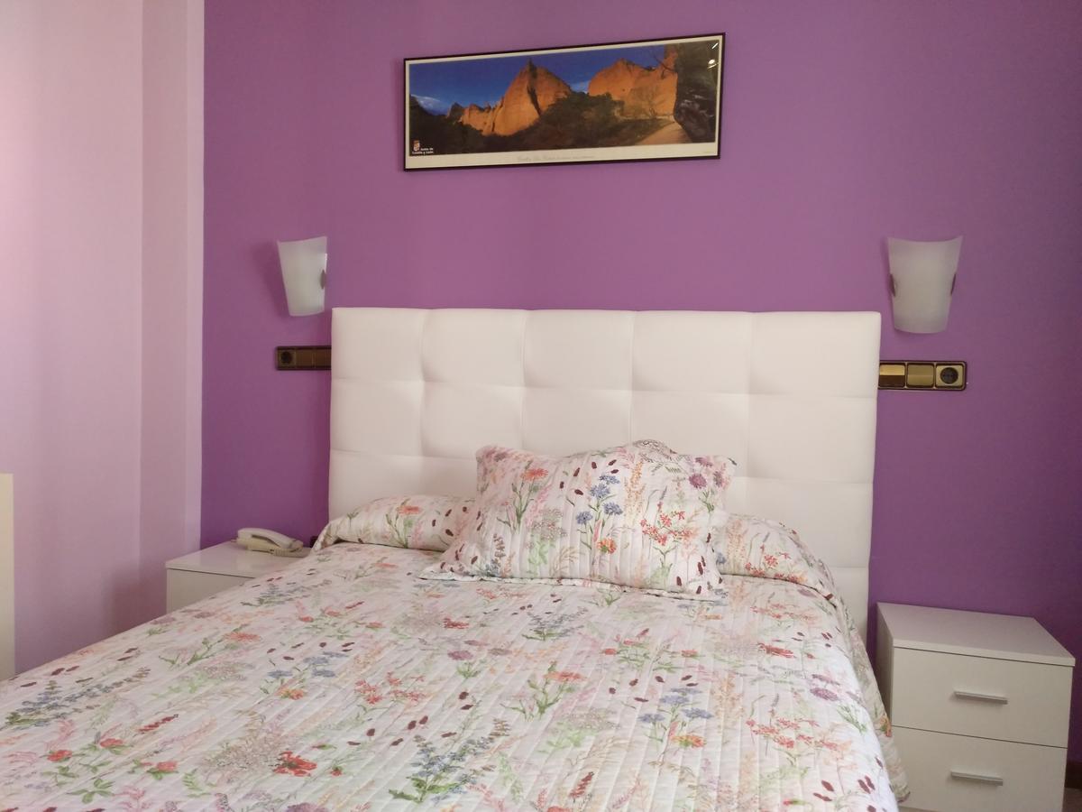 Hostal Don Jaime II Σεγκόβια Εξωτερικό φωτογραφία